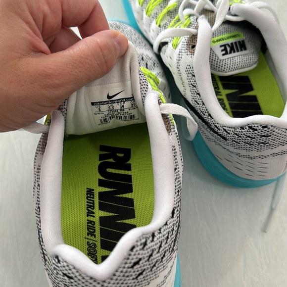 Nike LunarTempo Running Neutral Ride Soft Sneakers Women’s Size 8 worn twice - Picture 5 of 6